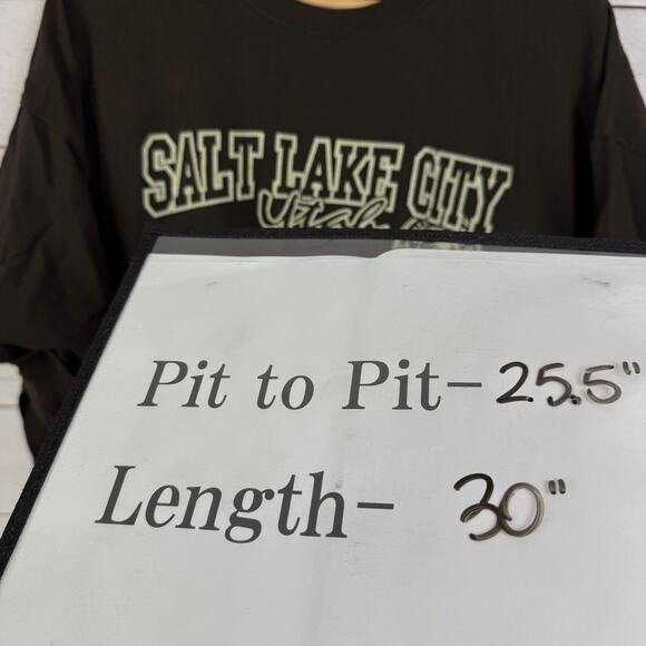Gildan Salt Lake City Utah Graphic T-Shirt Tourist Travel Brown Size 2XL - Picture 4 of 4